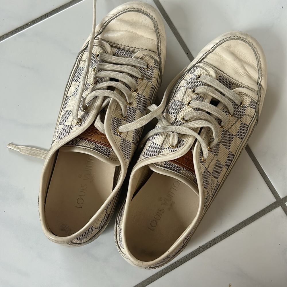 Louis Vuitton Sneakers Blue Eggshell sz 37.5 U.S. 7.5 - Picture 5 of 8